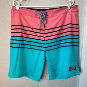 Men’s Vineyard Vines Performance Swimsuit Size 35